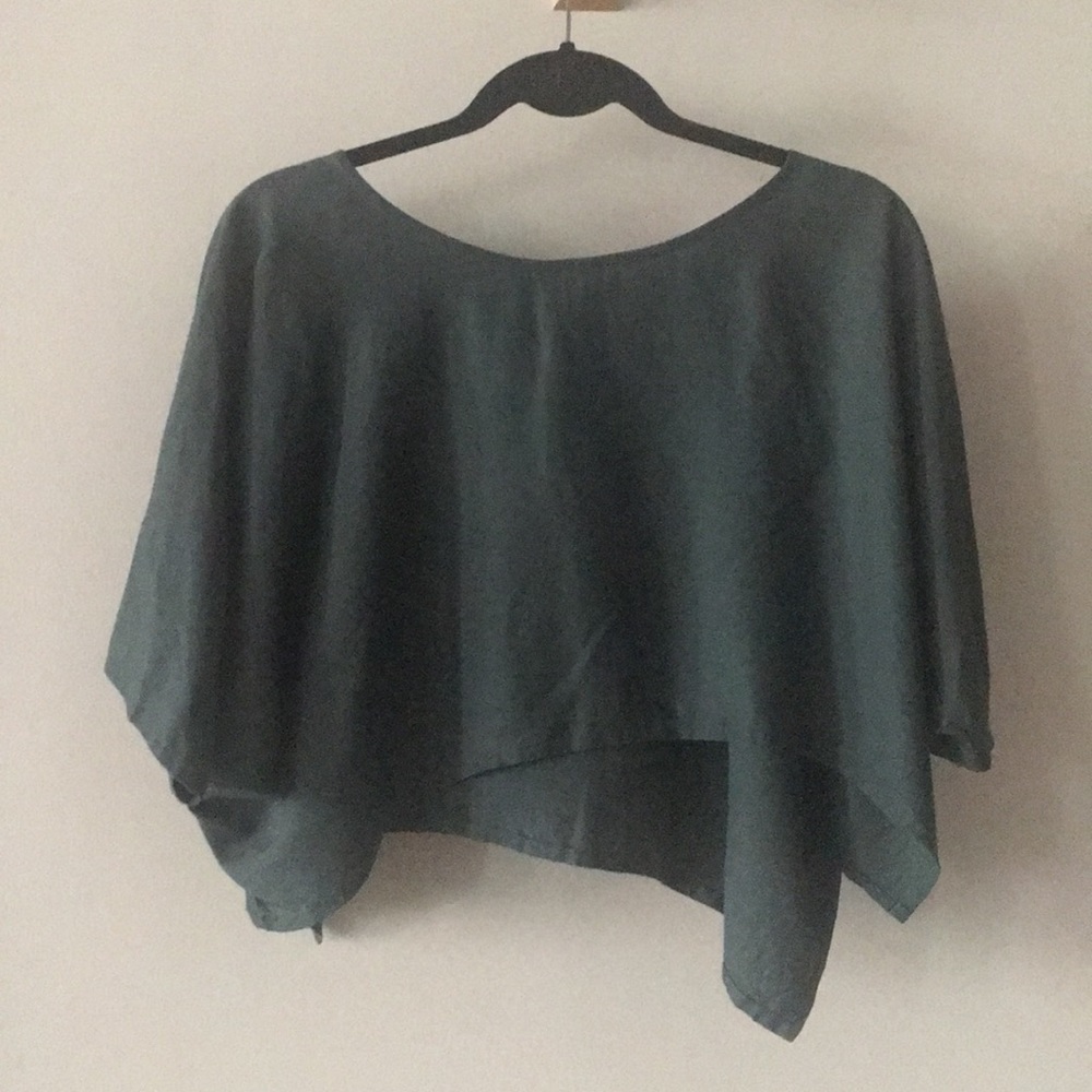 Kaarem Crop Top • Sz xSmall